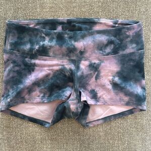 Purple NoBull Women's Low-Rise Matte Short 2"